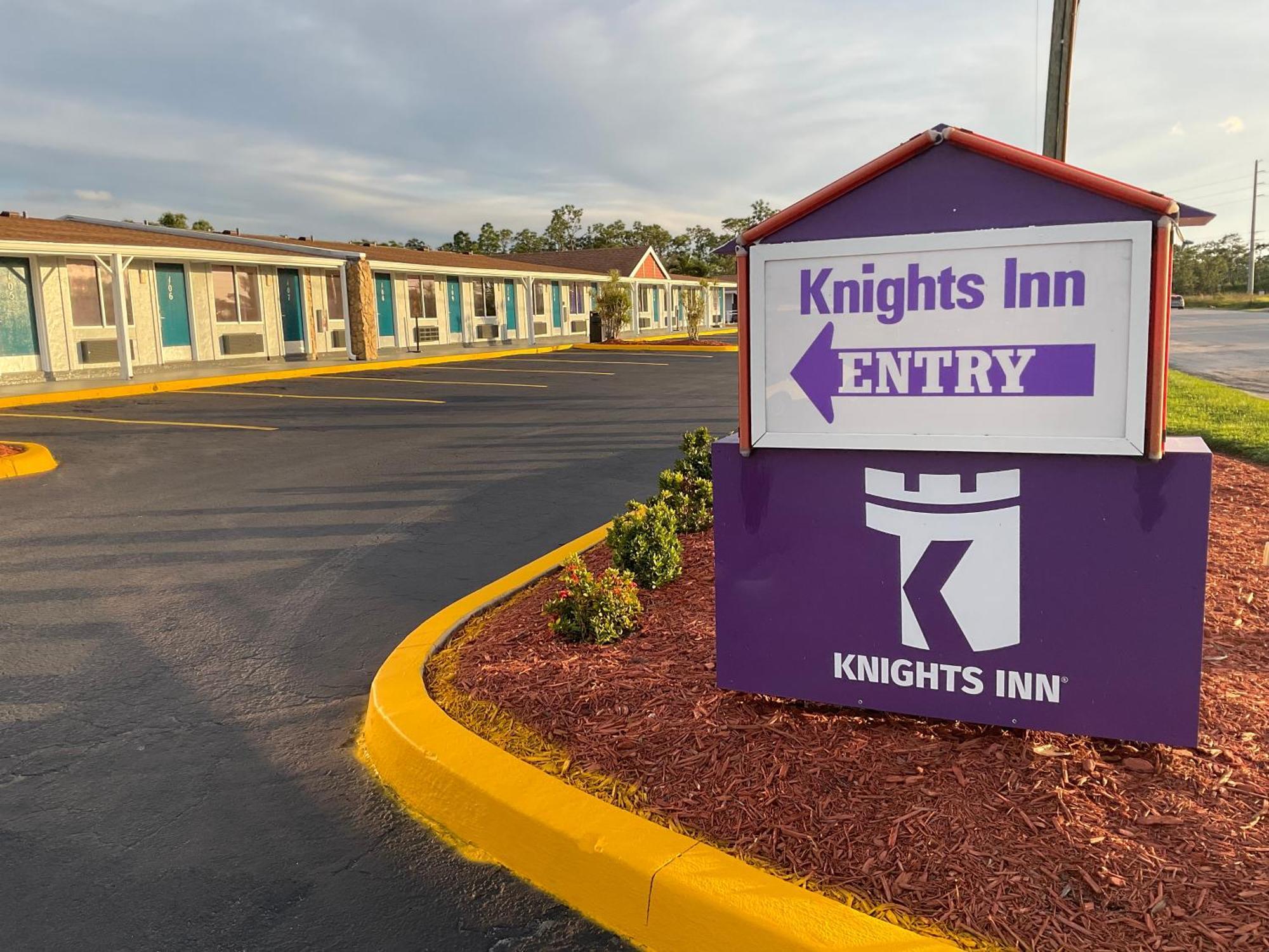 Knights Inn Пунта-Горда Экстерьер фото